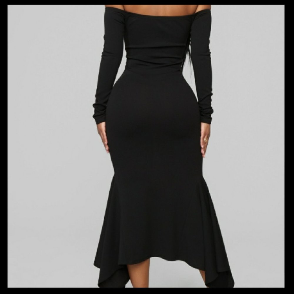 FASHION NOVA XL BLACK OFF SHOULDER FLARED DRESS - Picture 2 of 2